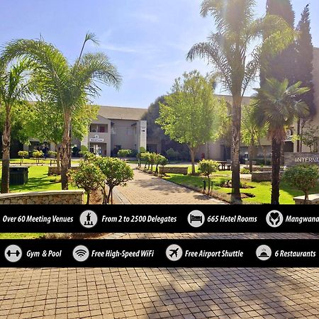 Birchwood Hotel And Or Tambo Conference Centre Boksburg Exterior foto