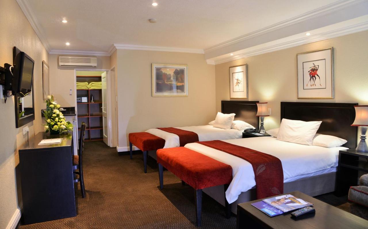 Birchwood Hotel And Or Tambo Conference Centre Boksburg Exterior foto