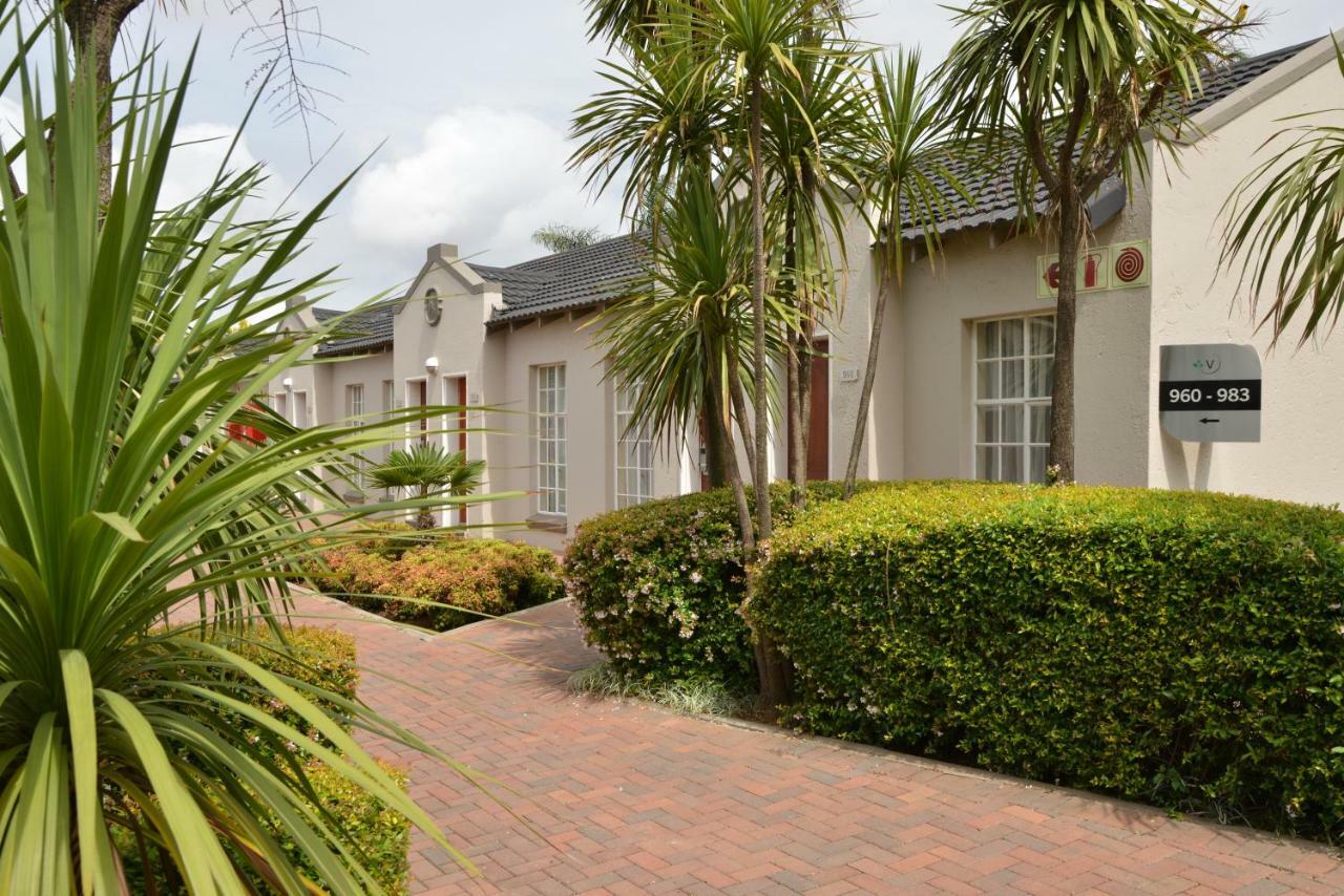 Birchwood Hotel And Or Tambo Conference Centre Boksburg Exterior foto