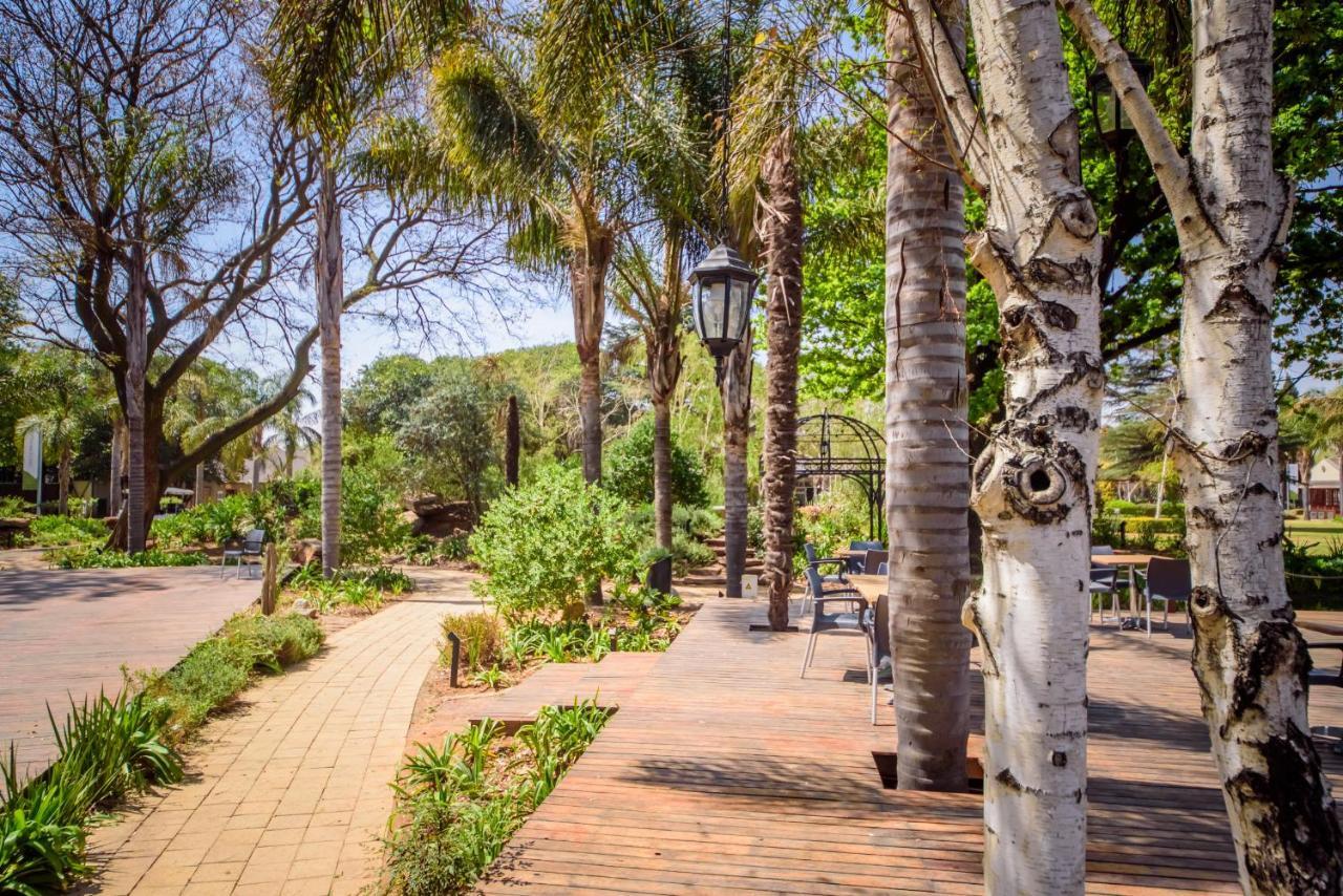 Birchwood Hotel And Or Tambo Conference Centre Boksburg Exterior foto